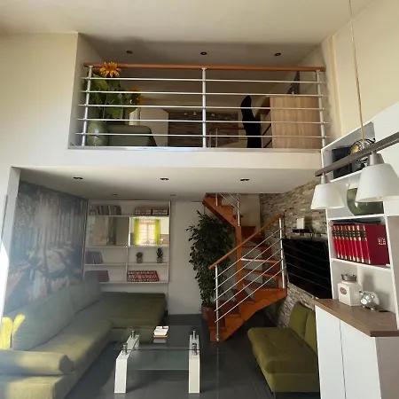 Hiza Apartment